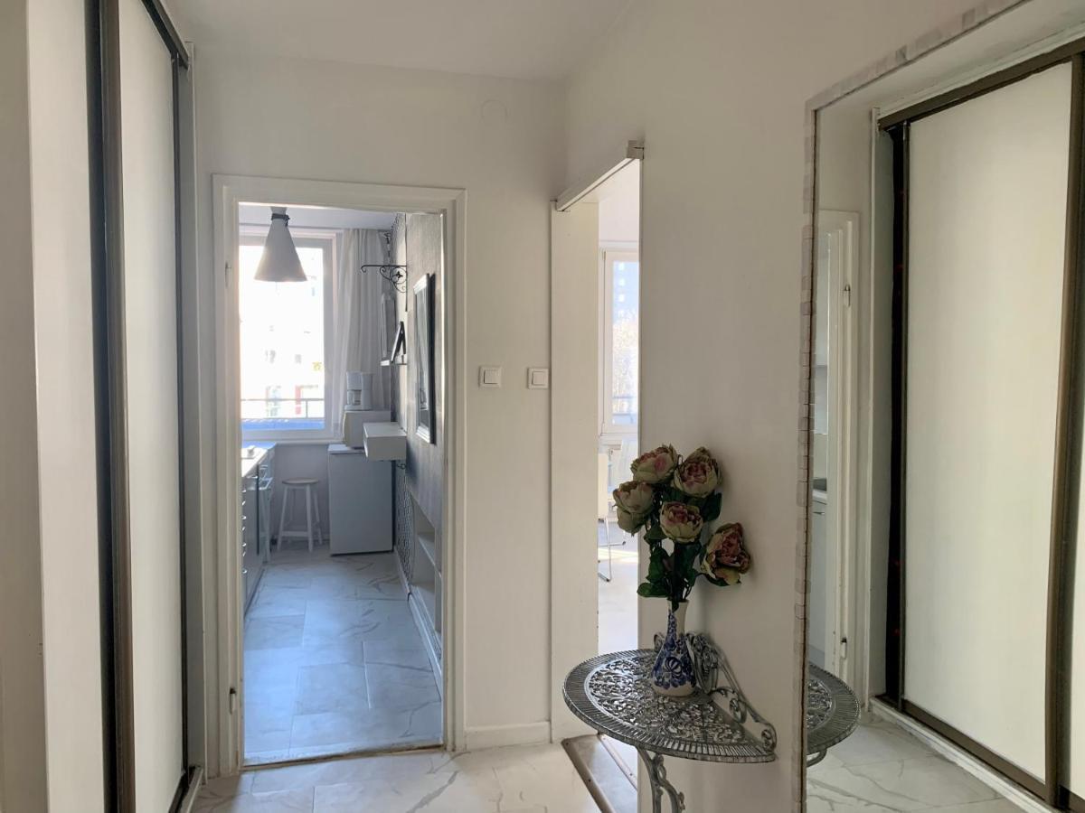 Perfect Location Two Bedrooms With Balkony Varşova Dış mekan fotoğraf